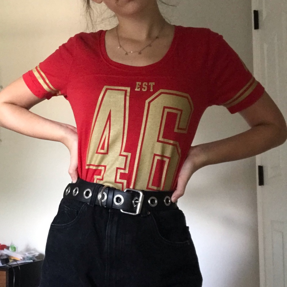 49ers red and gold tee